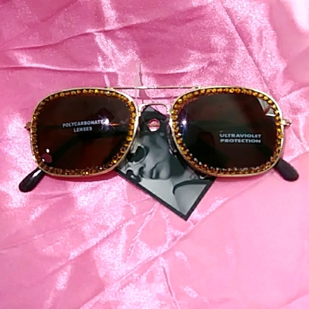 SimplyVita sunglasses